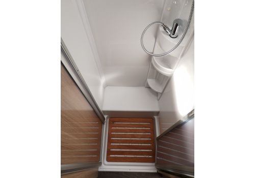 Low Profile Motorhome SUNLIGHT T-68 en Sale Occasion