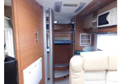 Integral Motorhome KNAUS S-Liner 700 LG en Sale Occasion