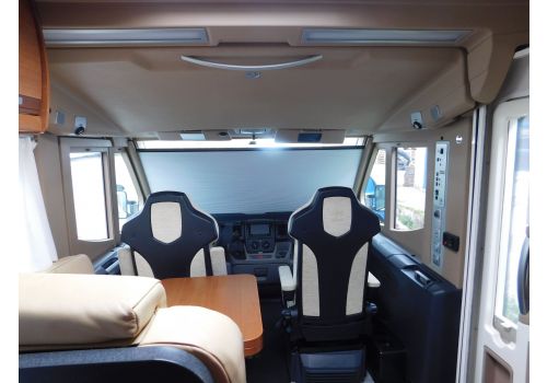 Integral Motorhome KNAUS S-Liner 700 LG en Sale Occasion