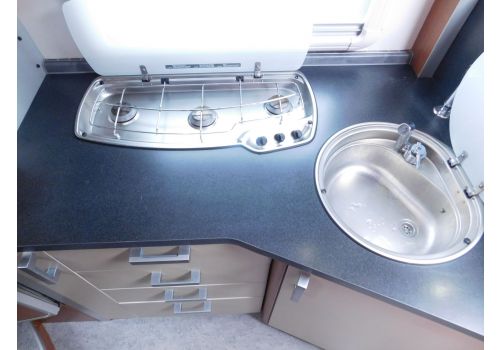 Integral Motorhome KNAUS S-Liner 700 LG en Sale Occasion