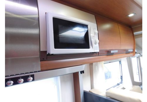 Integral Motorhome KNAUS S-Liner 700 LG en Sale Occasion