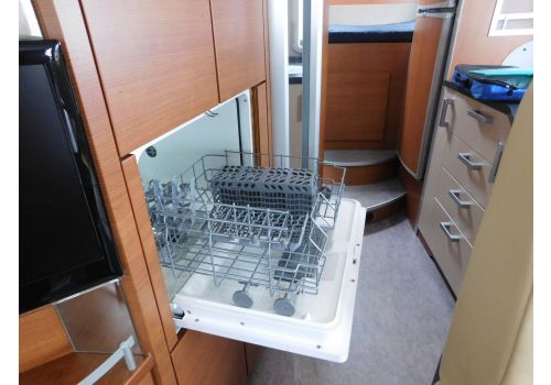 Integral Motorhome KNAUS S-Liner 700 LG en Sale Occasion