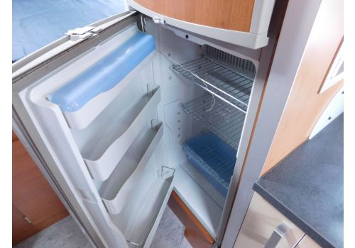 Integral Motorhome KNAUS S-Liner 700 LG en Sale Occasion