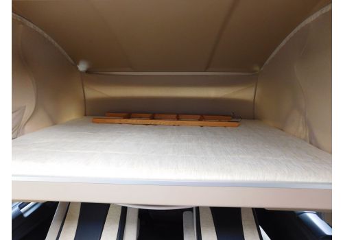 Integral Motorhome KNAUS S-Liner 700 LG en Sale Occasion