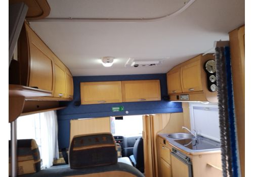 Low Profile Motorhome MC LOUIS Lagan 261 en Sale Occasion