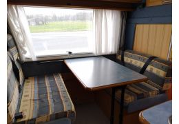 Low Profile Motorhome MC LOUIS Lagan 261 en Sale Occasion
