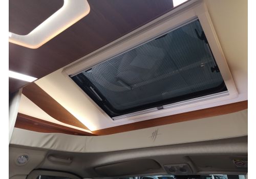 Low Profile Motorhome RAPIDO 7096 F en Sale Occasion