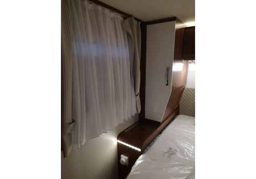 Low Profile Motorhome RAPIDO 7096 F en Sale Occasion