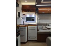 Low Profile Motorhome RAPIDO 7096 F in Sale Occasion