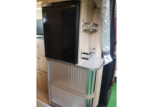 Camper Van DREAMER Cap Land en Sale Occasion