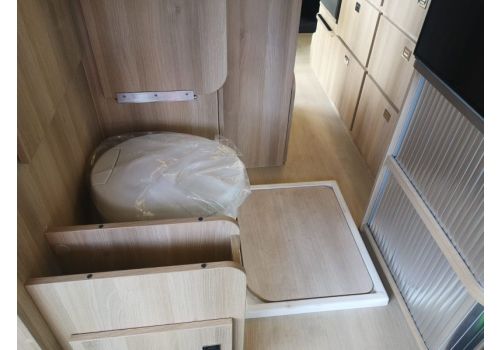 Camper Van DREAMER Cap Land en Sale Occasion