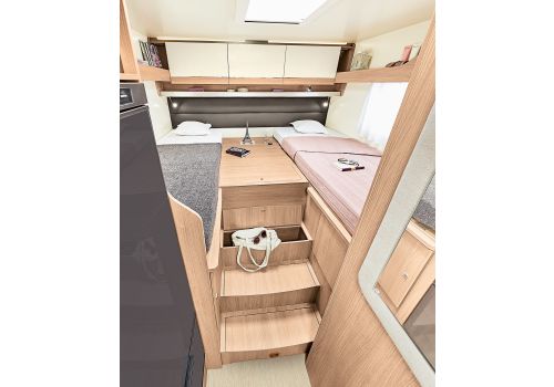 Low Profile Motorhome ITINEO PJ 700 Modelo 2021 en Sale Occasion