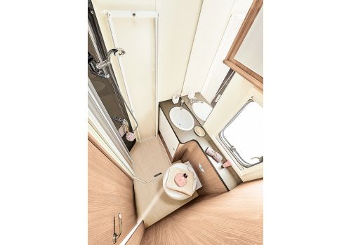 Low Profile Motorhome ITINEO PJ 700 Modelo 2021 en Sale Occasion