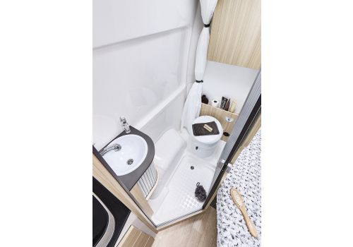 Camper Van DREAMER D 42 FUN modelo 2021 en Sale Occasion