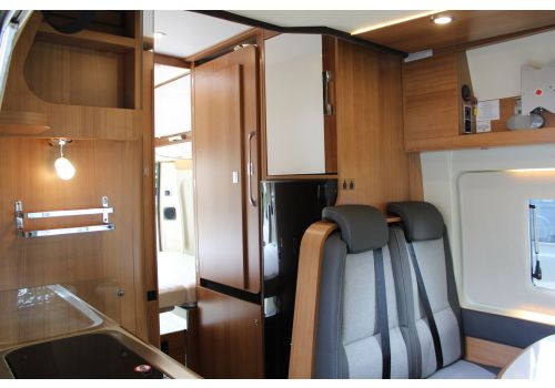 Camper Van DREAMER Camper Van XL en Catalog