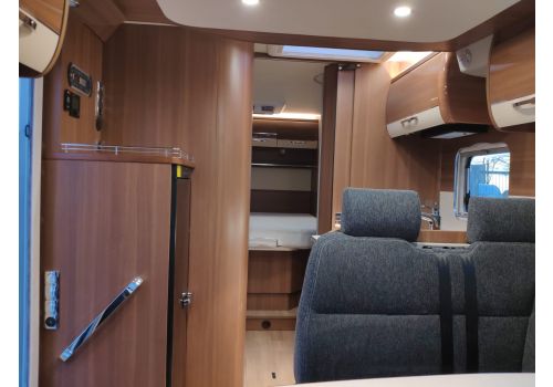 Low Profile Motorhome LMC Cruiser Comfort T 692 en Sale Occasion