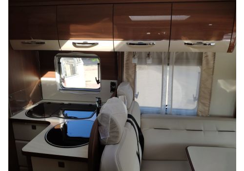 Integral Motorhome LMC ExpIorer Comfort I 695 en Sale Occasion