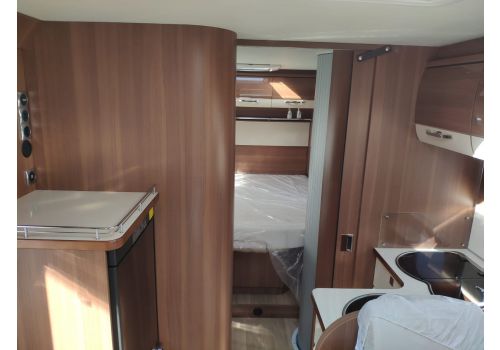 Integral Motorhome LMC ExpIorer Comfort I 695 en Sale Occasion