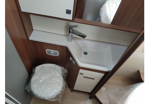 Integral Motorhome LMC ExpIorer Comfort I 695 en Sale Occasion