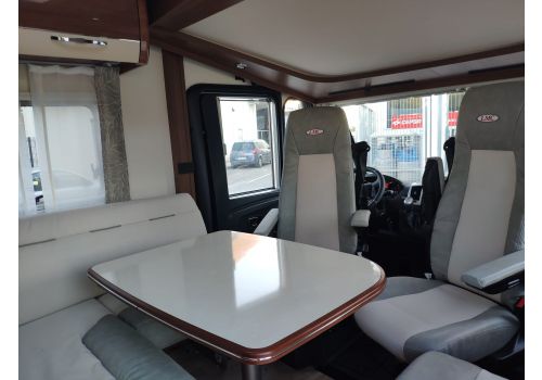 Integral Motorhome LMC Explorer Comfort I 735 G en Sale Occasion