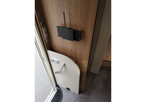 Low Profile Motorhome DETHLEFFS Trend T-6757 en Sale Occasion