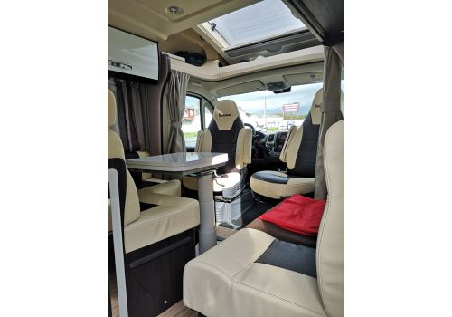 Low Profile Motorhome BENIMAR Mileo 263 en Sale Occasion