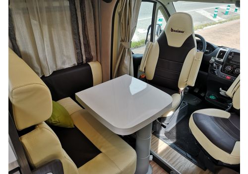 Low Profile Motorhome BENIMAR Mileo 263 en Sale Occasion