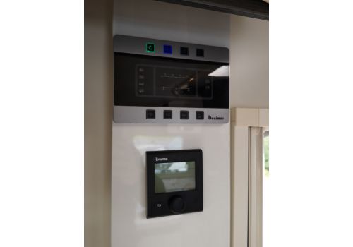 Low Profile Motorhome BENIMAR Mileo 263 en Sale Occasion