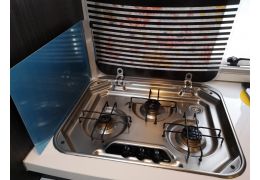 Low Profile Motorhome BENIMAR Mileo 263 en Sale Occasion