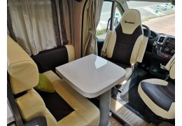 Low Profile Motorhome BENIMAR Mileo 263 en Sale Occasion