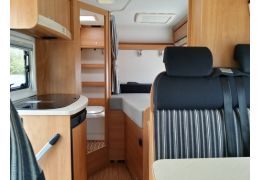 Low Profile Motorhome DETHLEFFS Globebus T-2 en Sale Occasion