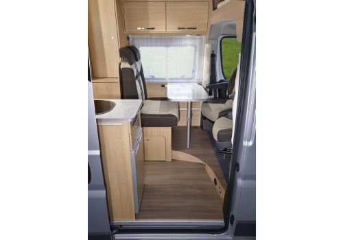 Camper Van ROADCAR R 600 modelo 2018 en Sale Occasion