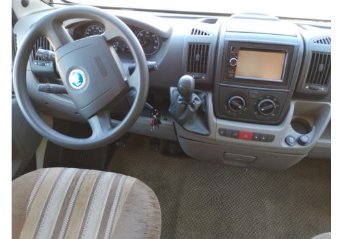 Low Profile Motorhome RAPIDO 7099 F en Sale Occasion