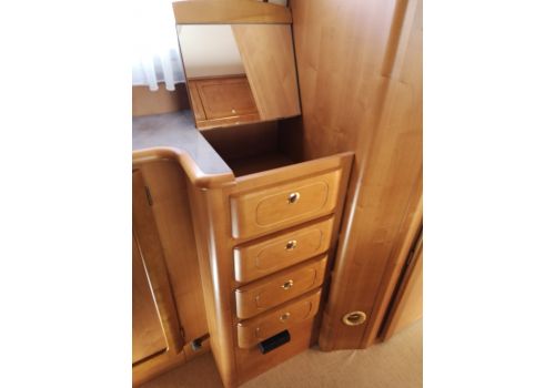 Low Profile Motorhome RAPIDO 7099 F en Sale Occasion