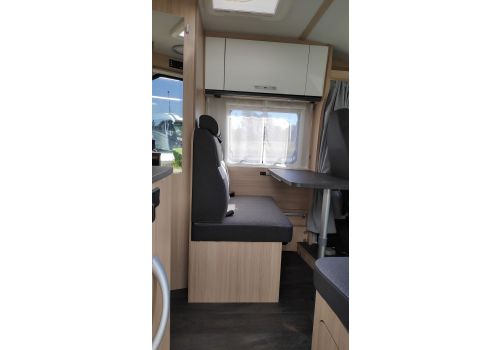 Camper Van SUNLIGHT V 60 en Sale Occasion