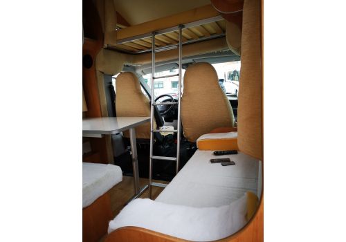Capuchina Motorhome JOINT Spaceline 325 en Sale Occasion