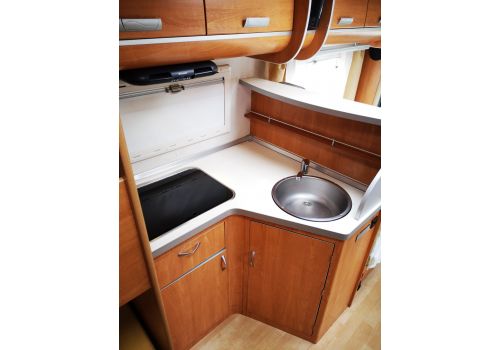Capuchina Motorhome JOINT Spaceline 325 en Sale Occasion