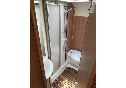 Integral Motorhome BURSTNER Viseo I 696 en Sale Occasion