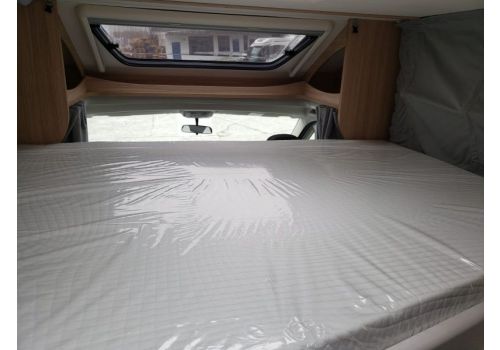 Low Profile Motorhome SUNLIGHT T 69 L en Rent