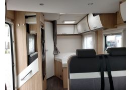 Low Profile Motorhome SUNLIGHT T 64 en Sale Occasion