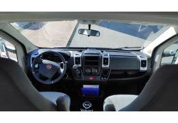 Low Profile Motorhome SUNLIGHT T-65 modelo 2019 en Catalog
