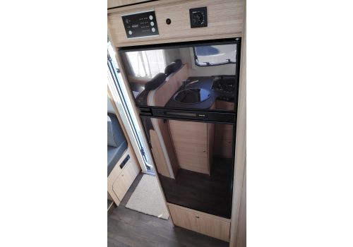 Low Profile Motorhome SUNLIGHT T-65 modelo 2019 en Sale Occasion