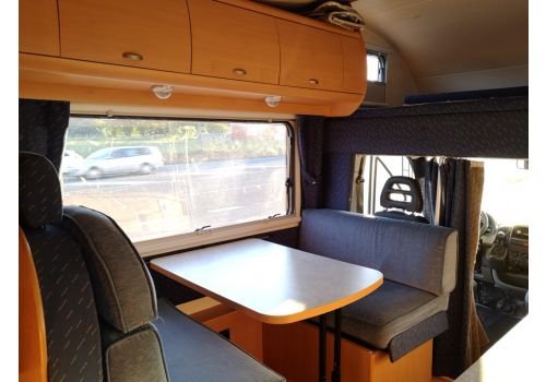 Capuchina Motorhome JOINT E33 en Sale Occasion
