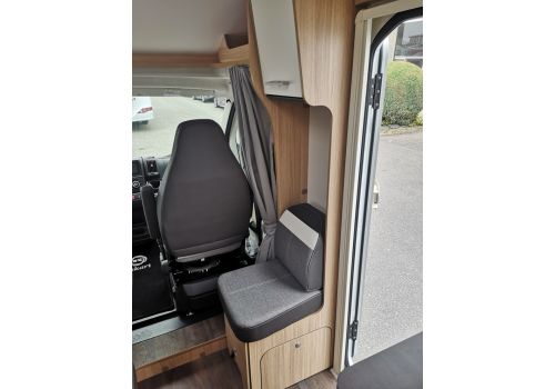 Low Profile Motorhome SUNLIGHT V 60 en Sale Occasion