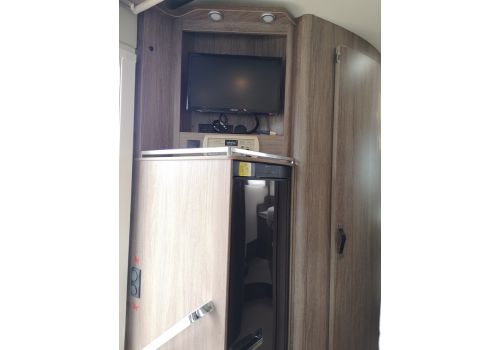 Low Profile Motorhome BURSTNER Ixeo 734 en Sale Occasion