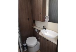 Low Profile Motorhome BURSTNER Ixeo 734 en Sale Occasion