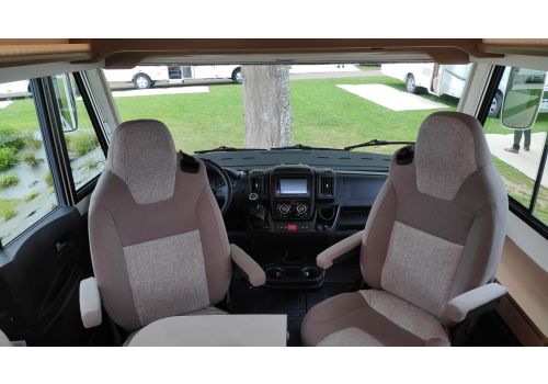 Integral Motorhome RAPIDO 866F modelo  2020 en Sale Occasion