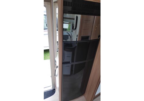 Integral Motorhome RAPIDO Distinction I 96 modelo 2020 en Catalog
