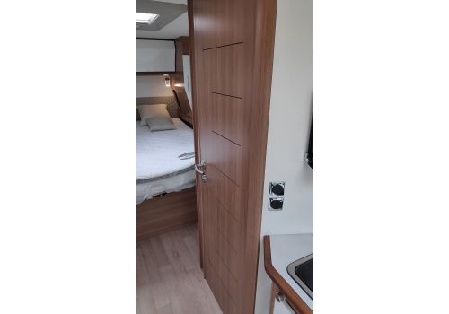 Integral Motorhome RAPIDO Distinction I 96 modelo 2020 en Catalog