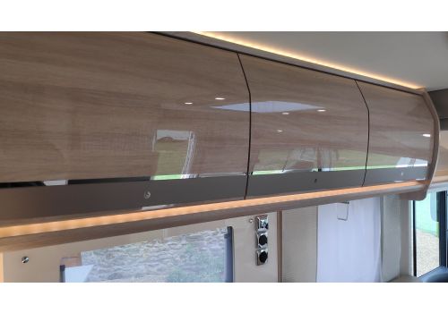 Integral Motorhome RAPIDO 880F modelo 2020 en Sale Occasion